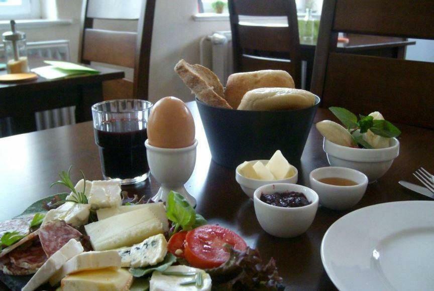 לוקנוואלדה Klassmo Kulturcafe&Gaestehaus Mit Kulturwerkstatt מראה חיצוני תמונה