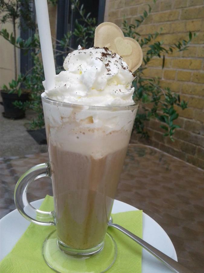 לוקנוואלדה Klassmo Kulturcafe&Gaestehaus Mit Kulturwerkstatt מראה חיצוני תמונה